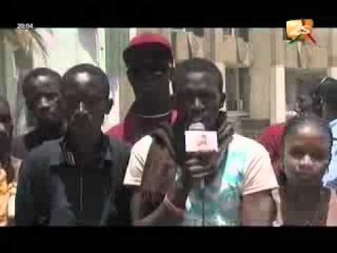 le collectif des lyceens veut une année blanche jt du 30 mars .flv