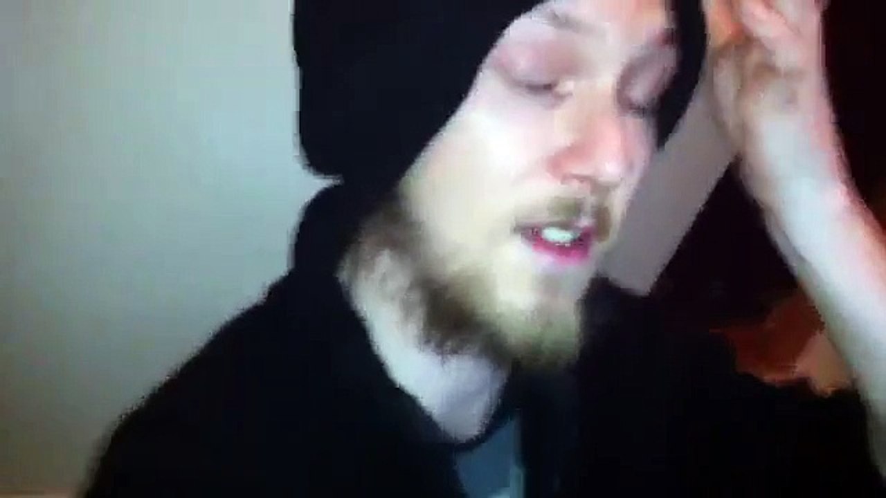 POLTERGEIST Scares guy out of house