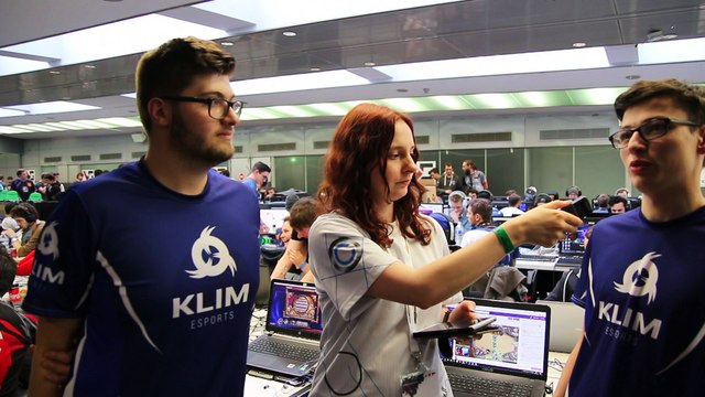 DreamHack Tours 17 - Interview Yozek et Graphaus