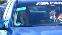 El rey Juan Carlos, junto a miles moteros, llega al circuito de Jerez