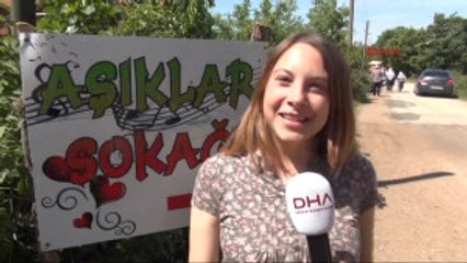 Çanakkale Aşıklar Sokağında Kısmetlerini Aradı Ek