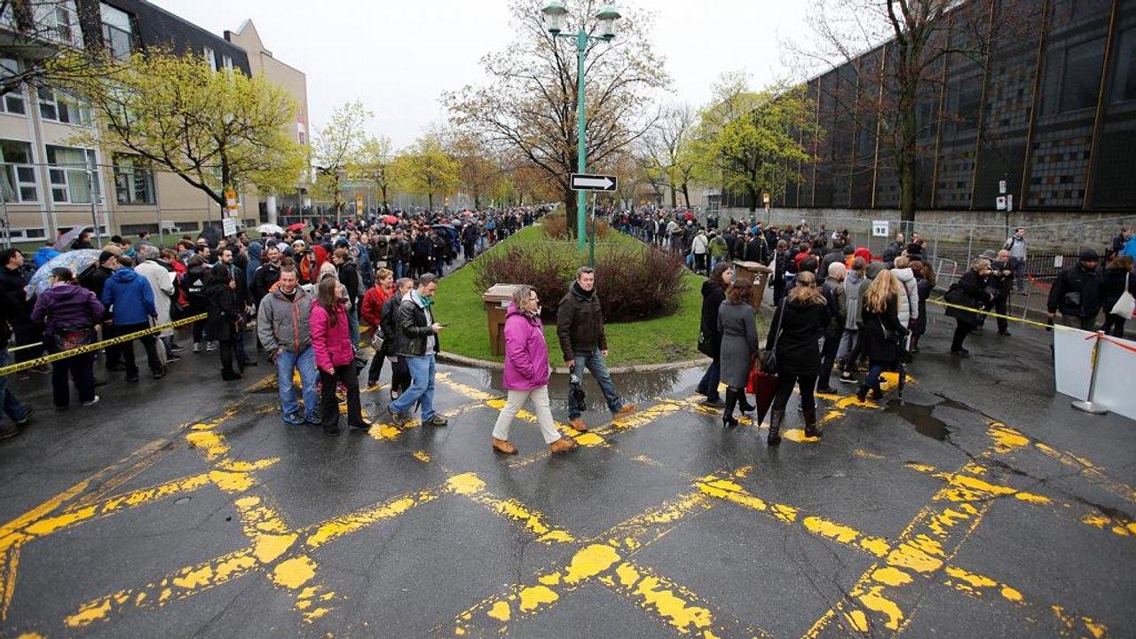 За кого голосуют французы, живущие за рубежом?