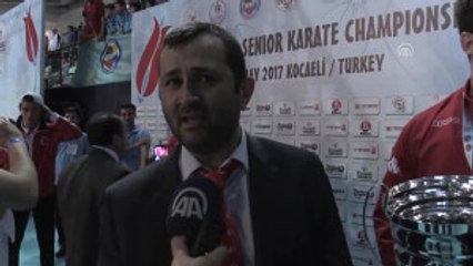 Cumhurbaşkanı Erdoğan'dan Şampiyon Karatecilere Tebrik