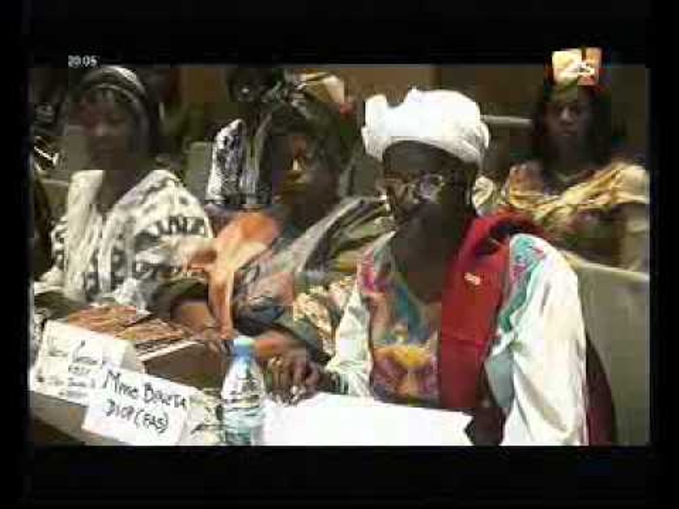 La plateforme d'éveil des femmes appellant à une élection apaisée JT du 23 mars 2012