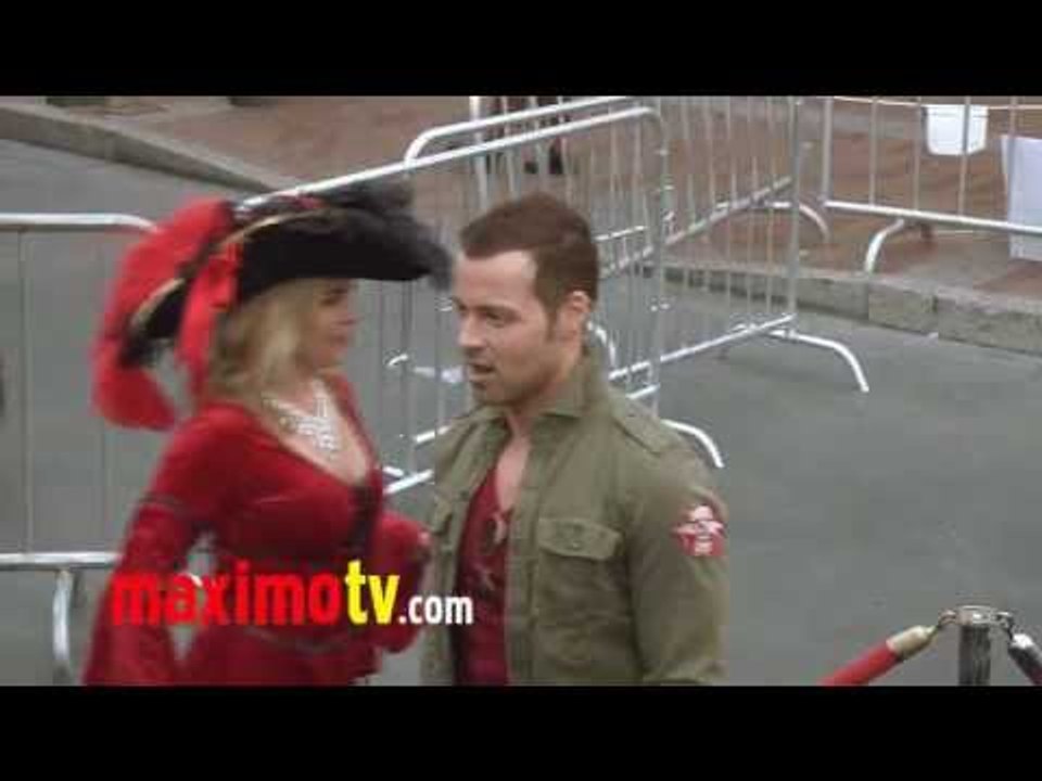 JOEY LAWRENCE at "Pirates of the Caribbean: On Stranger Tides" WORLD PREMIERE