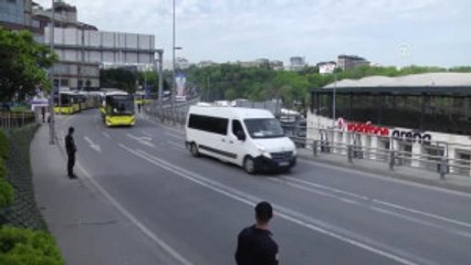 Fenerbahçeli Taraftarlar, Otobüslerle Arena'ya Geldi