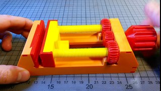 Design Hints for 3d printed mechanical Objects- How to create a Machine Vise