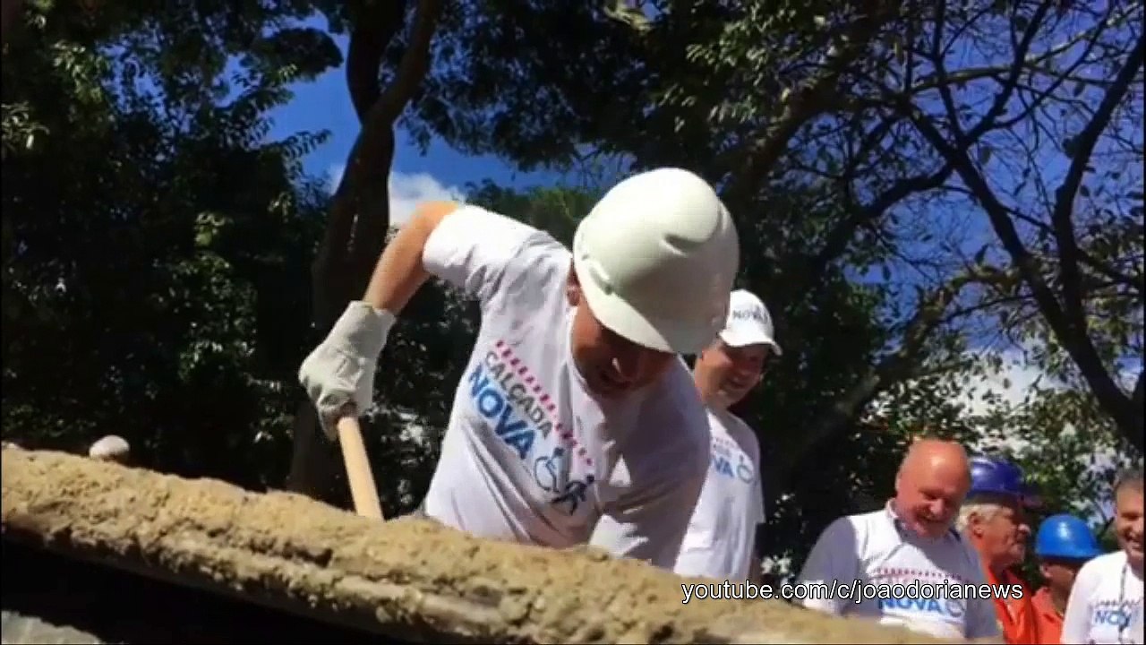 João Doria passa o domingo com a mão na massa. Calçada Nova em São Mateus, zona leste
