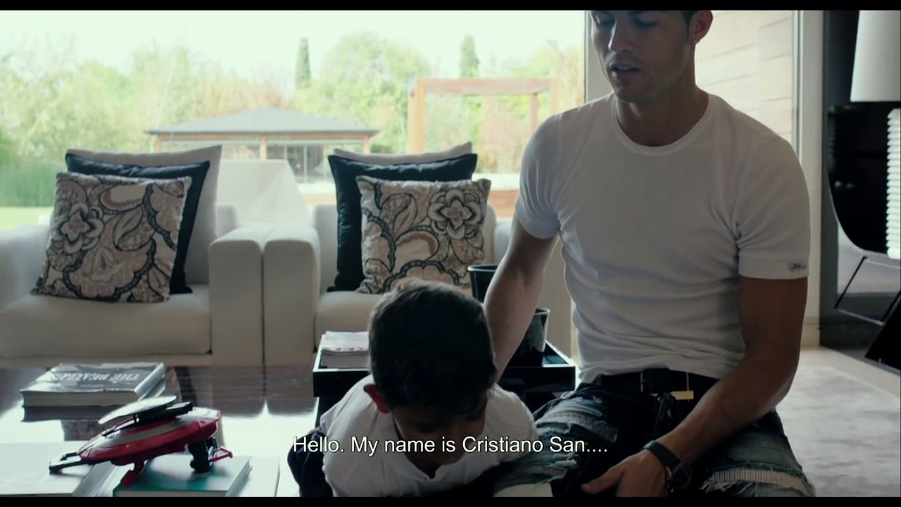 Cristiano Ronaldo's Son Doesn't Know His Own Name - Bluray Delete Scene