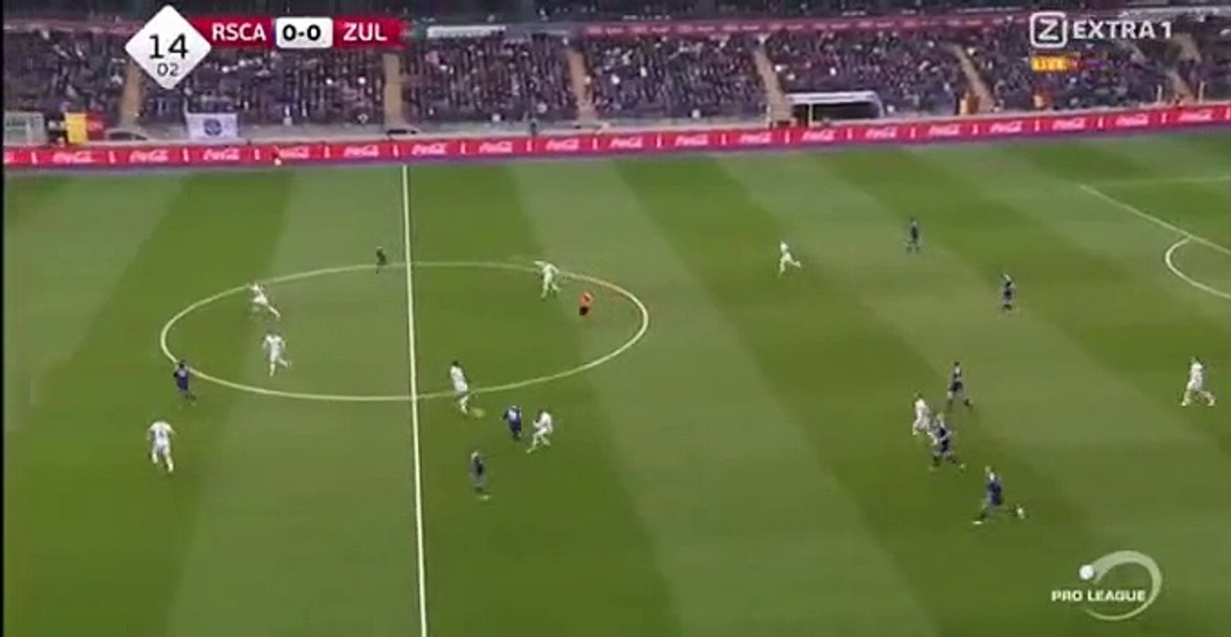 Magnifique passe décisive de Sofiane Hanni