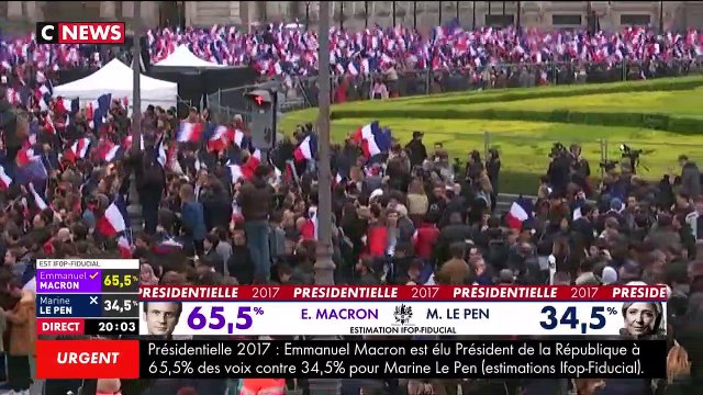 Présidentielle 2017 : Emmanuel Macron hué par les électeurs du FN à l'annonce des résultats