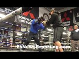 Robert Garcia working with Mikey Garcia in camp - EsNews Boxing