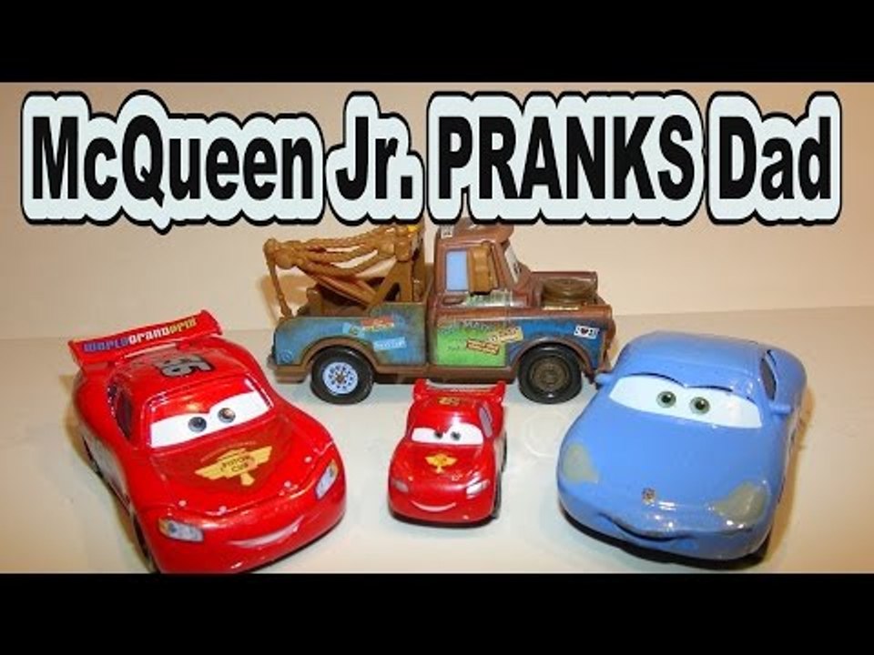 Bad Baby Lightning McQueen Jr. PRANKS Daddy Lightning McQueen in Pixar ...