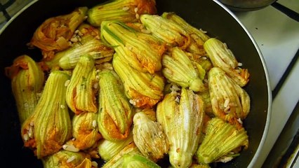 Zeytinyağlı Kabak Çiçeği Dolması ve Kızartması Tarifi _ Sebze Yemekleri