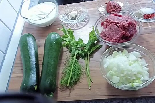 Bulgur Köfteli Kabak Yemeği Tarifi _ Sebze Yemekleri