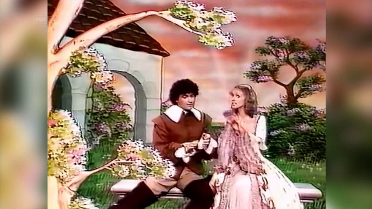 Le Jardin des Chansons - Auprès de ma blonde