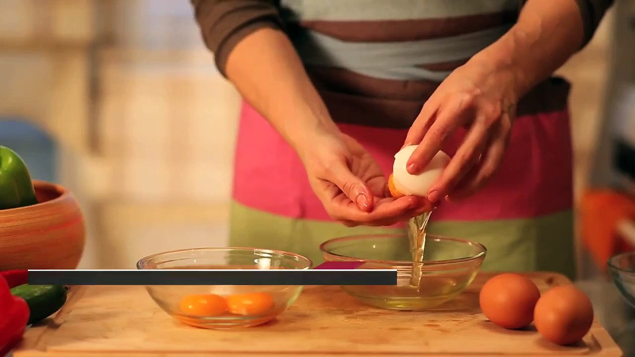 Yumurtanın beyazı ve sarısı nasıl ayrılır