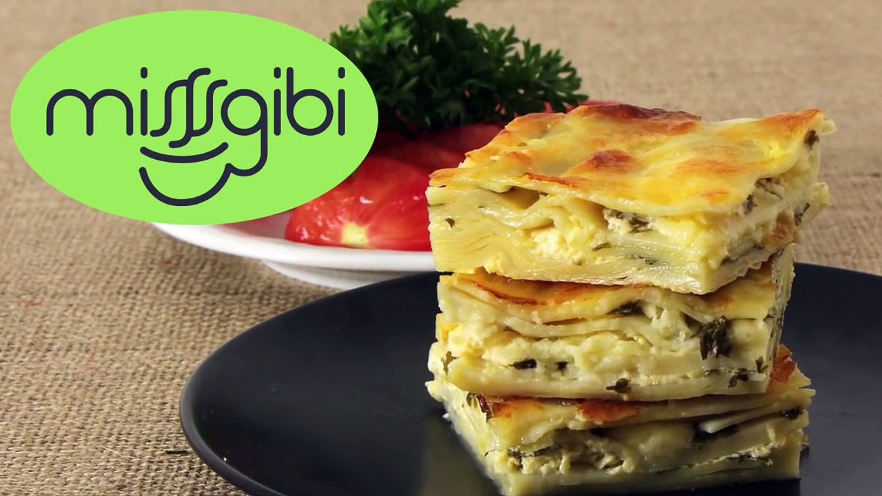 Lazanya Hamurundan Kolay Yalancı Su Böreği - Peynirli Su Böreği Tarifi - Mayadanozlu Peynirli Börek