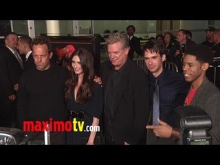 "CAT RUN" World Premiere Arrivals PAZ VEGA