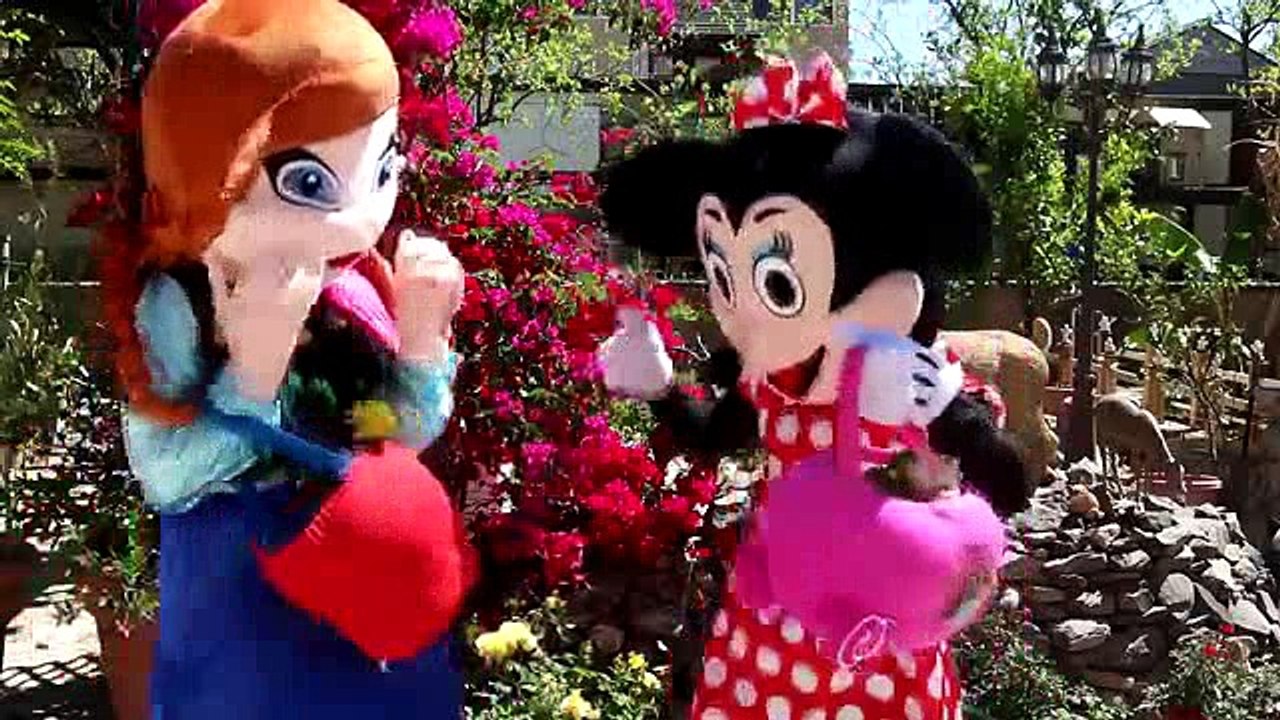 02_ELSA & ANNA vs ALIEN ZOMBIE Morphing w  Spiderman - Funny Superhero Movie in Real Life