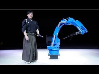 Sword Master VS Advanced Robot