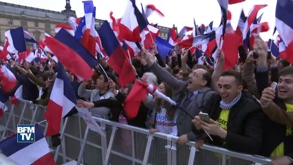 Au Louvre, la garde rapprochée d'Emmanuel Macron se tient prête