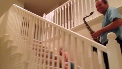 Twins Saxophone Prank-WgtSLxpw53M