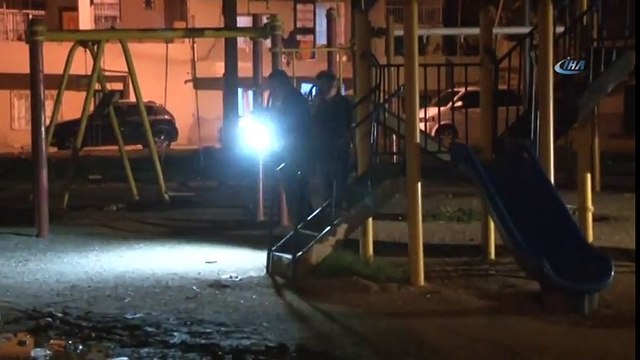 Uyuşturucu Bağımlıları Çocuk Parkında EYP Patlattı