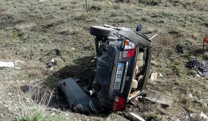 TIR ile otomobil çarpıştı: 2 ölü 3 yaralı