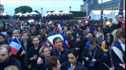 Fransa Cumhurbaşkanı Emmanuel Macron Oldu