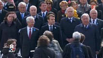 Regardez l'image forte de ce 8 Mai: La rencontre chaleureuse entre Emmanuel Macron et François Hollande