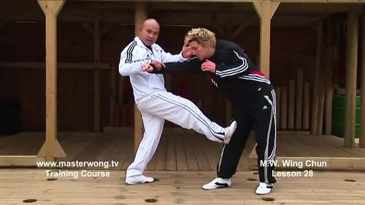 Wing Chun for beginners lesson 28 combo blocking straight punch and counter with a stomp kick