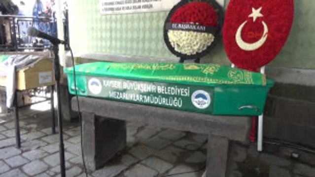 Kayseri 11. Cumhurbaşkanı Abdullah Gül'ün Kayseri'de Vefat Eden Babası Ahmet Hamdi Gül'ün Cenaze...