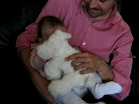 Camille rit aux éclats