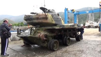 Eski Savaş Tankı Turizm Için "Batırılacak"