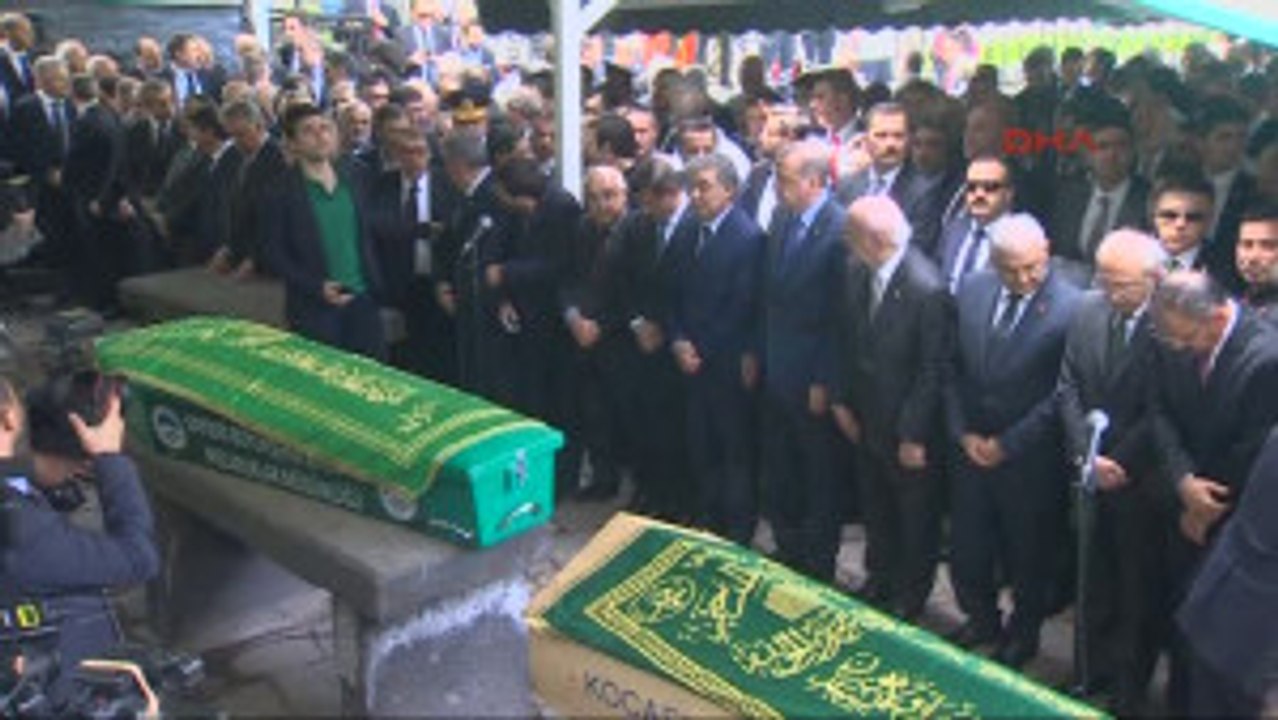 Kayseri 11. Cumhurbaşkanı Abdullah Gül'ün Kayseri'de Vefat Eden Babası Ahmet Hamdi Gül Uğurlandı