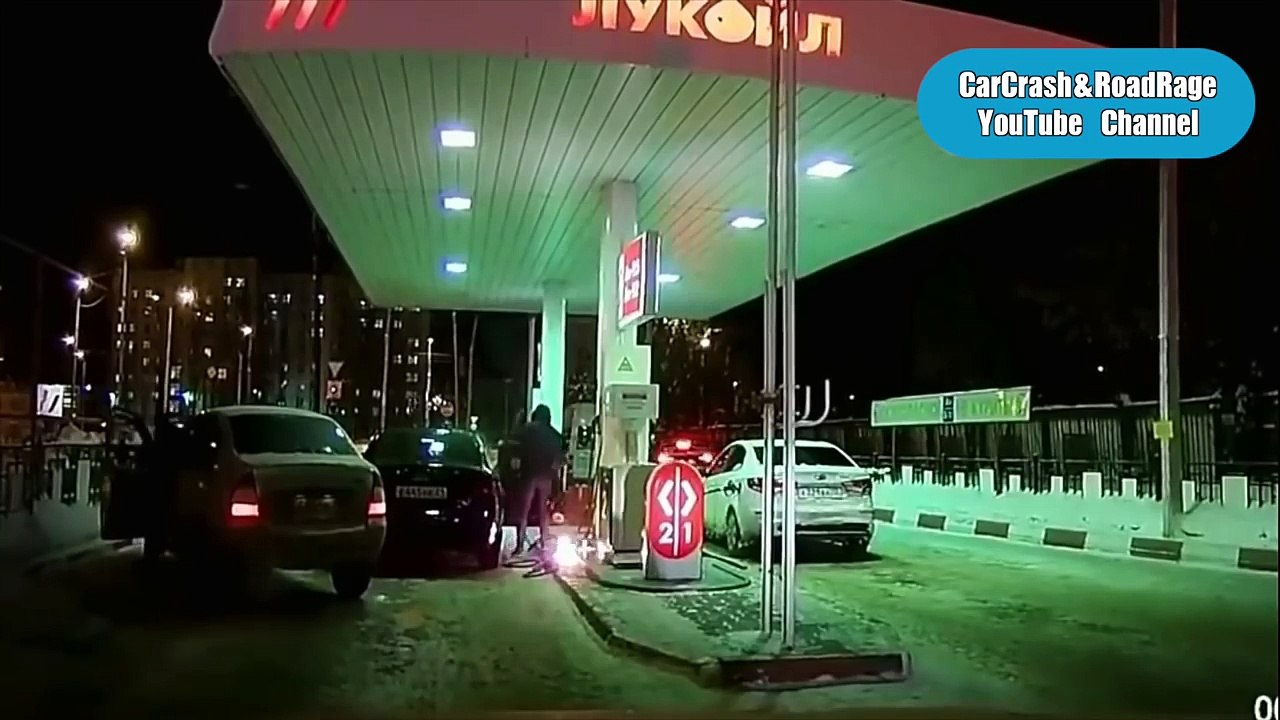 IDIOT AUDI DRIVERS AND EPIC AUDI DRIVING FAILS