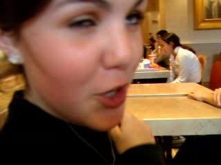 Lisa Ophélie et Moi au Mcdo !!!