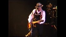 Bob Dylan 1991 - It Takes a Lot to Laugh, It Takes a Train to Cry