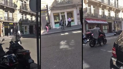 Un témoin filme la sortie du braqueur de l’horlogerie de luxe près des Champs-Élysées