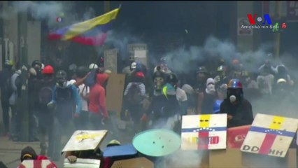 Venezuela’da Gösteriler Durmuyor