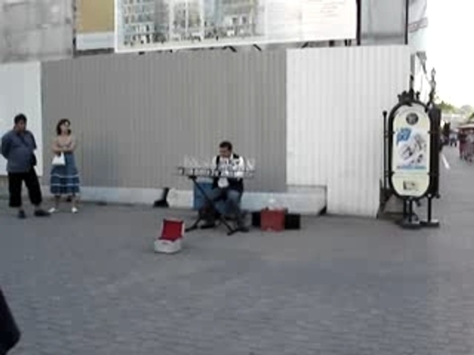 MOV09081