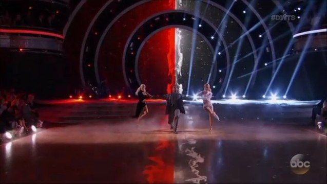 Rashad Jennings, Emma Slater & Witney Carson - Argentine Tango