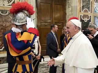 112. Pape François sur Instagram 2017-05-08