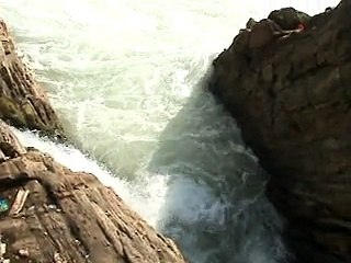 Bhedaghat-Very Forceful Water Fall-Jabalpur,Madhya Pradesh