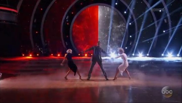 Rashad Jennings, Emma Slater & Witney Carson - Argentine Tango