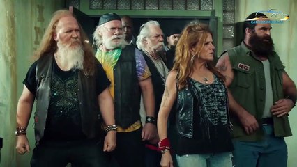Mercedes Super Bowl Commercia sers