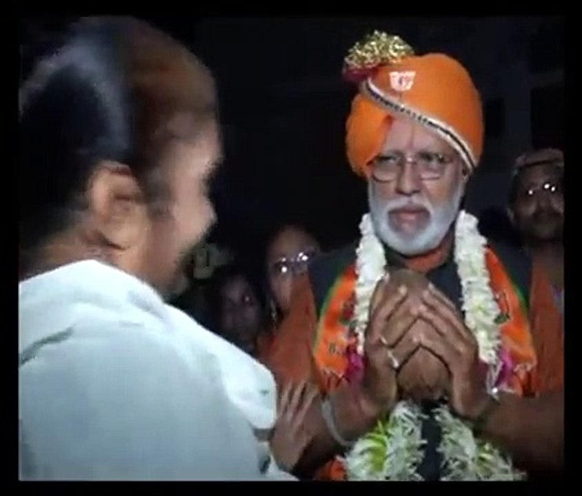 Narendra Modi's lookalike launches election campaign for him in Vadodara