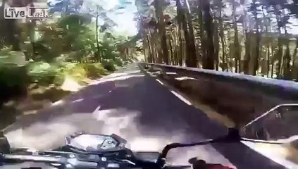 Un motard pris en flagrant délit de vitesse !