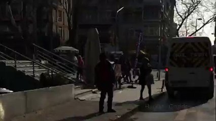 Bağdat Caddesi'nde Yolun Ortasına İşeyen Adam